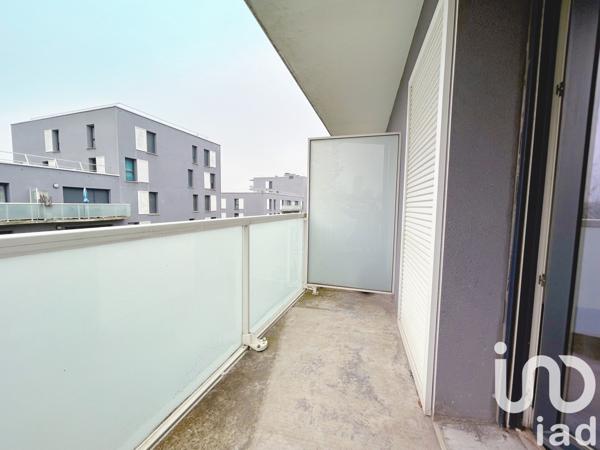 Appartement 3 pièces de 71 m² à Loos (59120)