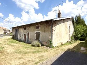 En exclusivité maison de village à rénover