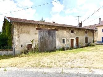 En exclusivité maison de village à rénover