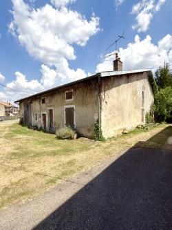 En exclusivité maison de village à rénover
