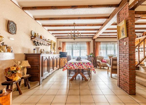 Maison à vendre    3 pièces •  Auxi-le-Château