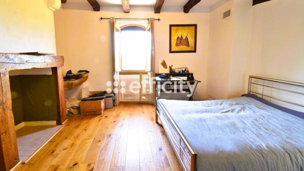 Maison
         6 pièces
        - 167 m² 363 000 € *