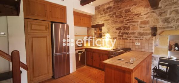 Maison
         6 pièces
        - 167 m² 363 000 € *