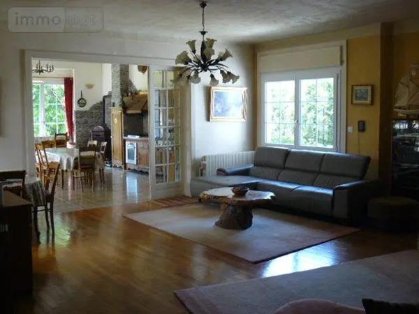 Achat - Propriété | Maison de maître Jeanménil 88700 16 pièces 580 m 2 35784 m 2