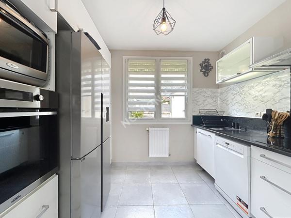 Maison Rozerieulles 4 pièce(s) 90 m2 - 3 chambres - garage - jardin