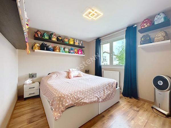 Maison Rozerieulles 4 pièce(s) 90 m2 - 3 chambres - garage - jardin