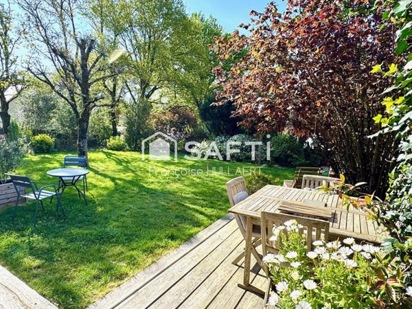 PLOEREN - Maison 7 Pièces de 185 m² habitable rénovée !