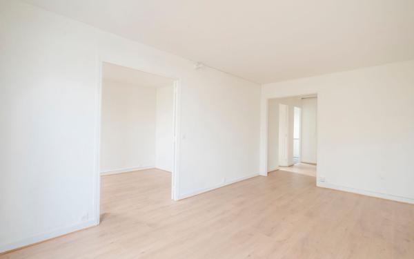 Appartement à vendre    3 pièces • 50,75 m2 Le Raincy
