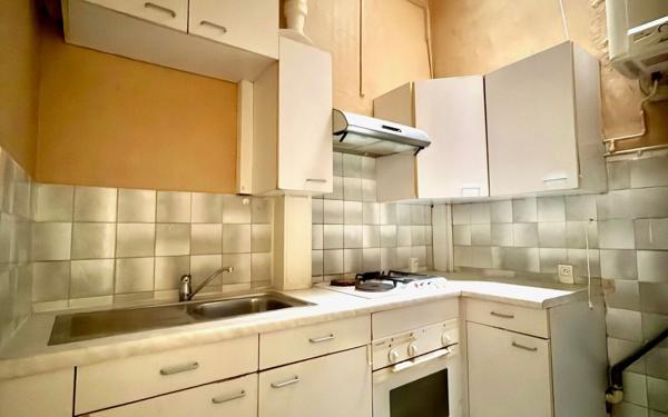 Appartement à vendre    2 pièces • 33,40 m2 Paris 12