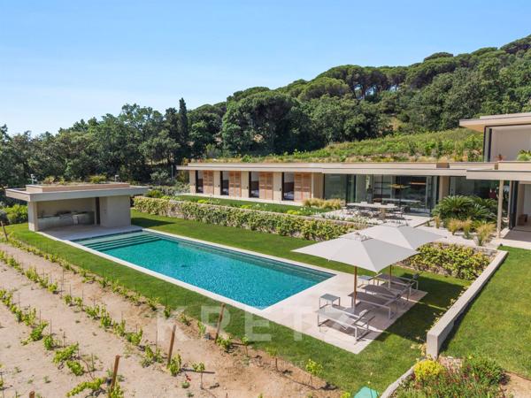 Ramatuelle - Villa d'architecte proche des plages.