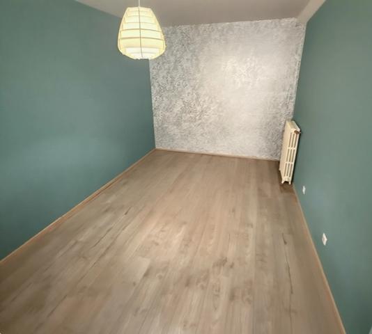 PROPRIETE avec FERME rénovée T8 - TERRAIN de 7100 m2 proche CHARMES (88)