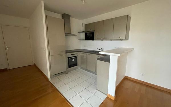 Appartement à louer    4 pièces •  Le Plessis-Robinson