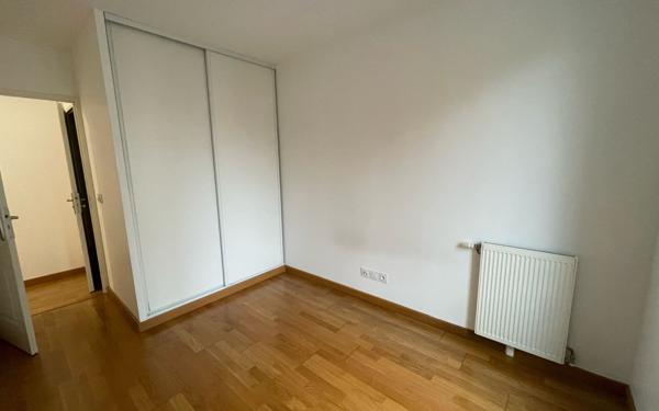 Appartement à louer    4 pièces •  Le Plessis-Robinson