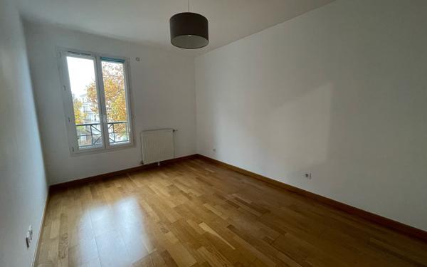 Appartement à louer    4 pièces •  Le Plessis-Robinson