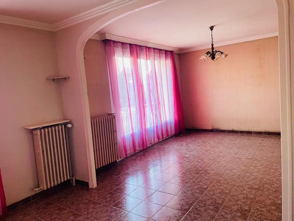 Maison Chateauneuf En Thymerais 3 pièce(s) 70 m2, jardin, garage, sous-sol total