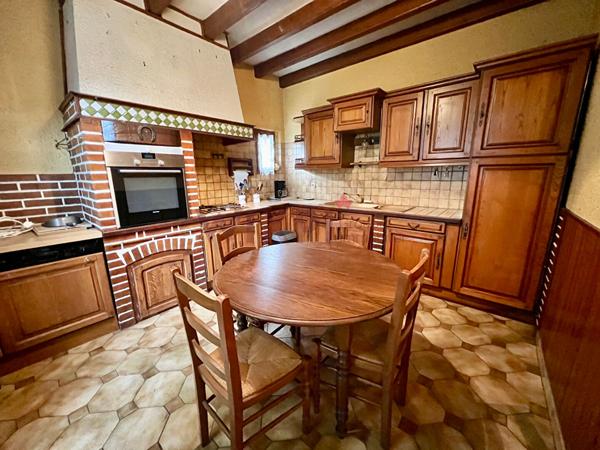 MAISON ANCIENNE A RENOVER , Le champ pres froges