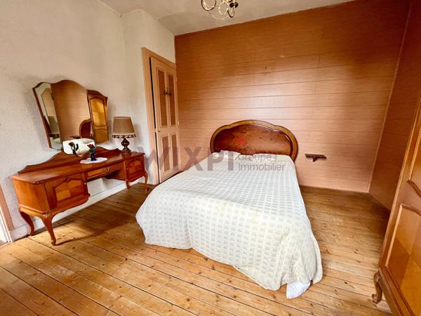 MAISON ANCIENNE A RENOVER , Le champ pres froges