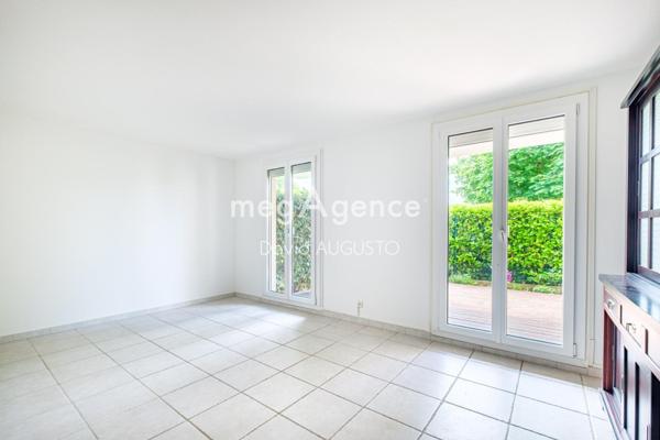 Appartement à LA TOUR-DE-SALVAGNY, 69890 - 5 pièces 103m²