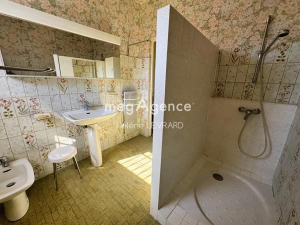Maison à EVRON, 53150 - 6 pièces 149m²