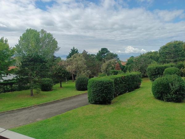 Appartement de 2 pièces 32m2 avec parc et piscine