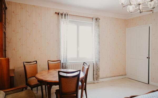 Appartement à vendre    4 pièces • 108 m2 Feyzin