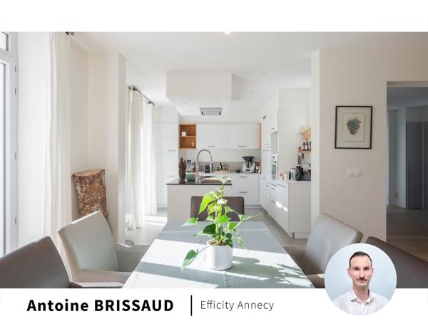 Maison
         7 pièces
        - 214 m² Bien prestige 1 290 000 €*