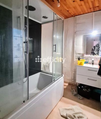 Maison 7 pièces - 201 m²