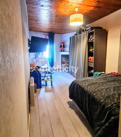 Maison 7 pièces - 201 m²