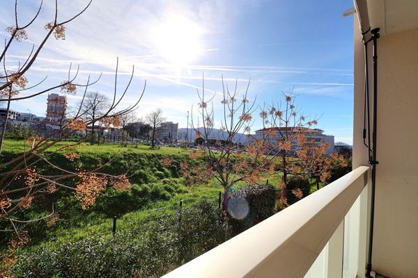 Appartement T2 St Barnabé avec terrasse dans résidence 2021