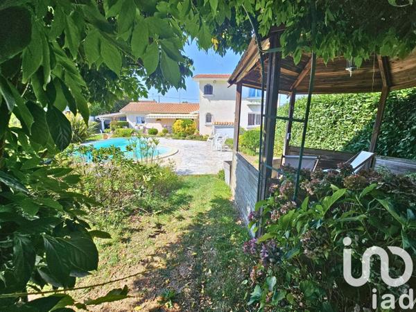 Maison à vendre 5 pièces 136 m² Gujan-Mestras