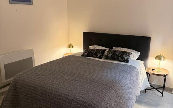 Appartement à vendre    2 pièces •  Nevers