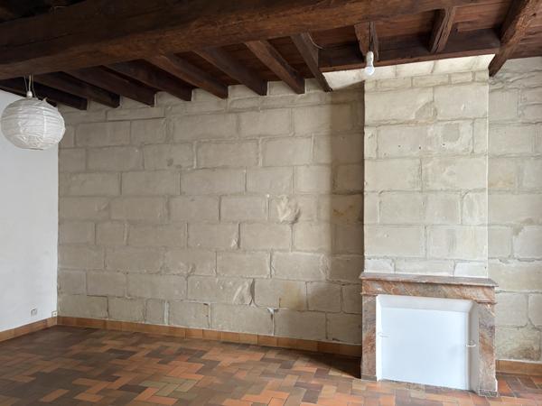 MAISON DE VILLE AVEC JARDIN RUE JEANNE D’ARC 127 M² CHÂTELLERAULT Réf 2667