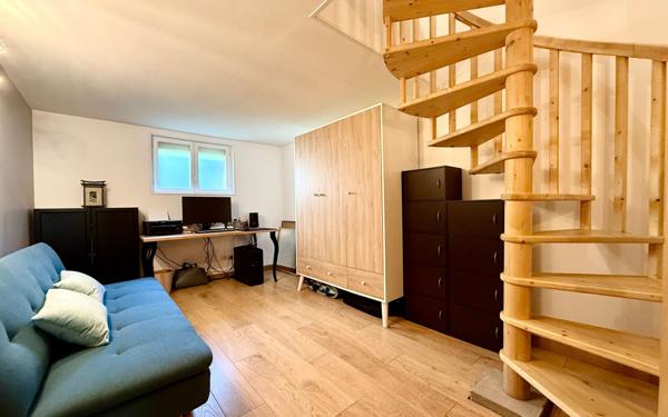 Appartement à vendre    3 pièces • 76 m2 Antony