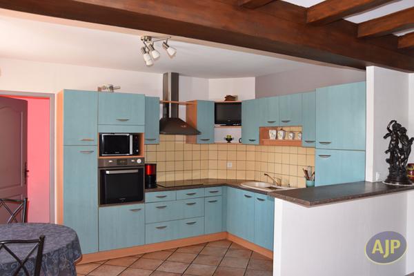 Vente maison Saintes : 452 000 € - AJP Immobilier Saintes