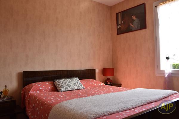 Vente maison Saintes : 452 000 € - AJP Immobilier Saintes