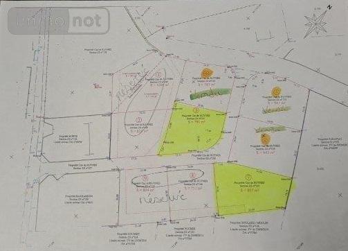 Terrain à Batir à vendre à Ruynes-en-Margeride dans le Cantal (15320), ref : 044/890