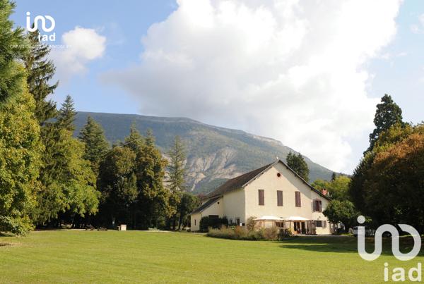 Maison à vendre 4 pièces 470 m² Saint-Pierre-d'Argençon