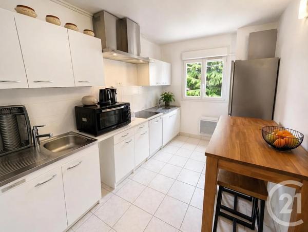 Appartement F3 à vendre  3 pièces - 68,25 m 2   LIVRY GARGAN  - 93