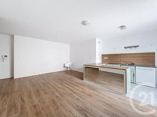 Appartement F3 à vendre  3 pièces - 68,25 m 2   LIVRY GARGAN  - 93