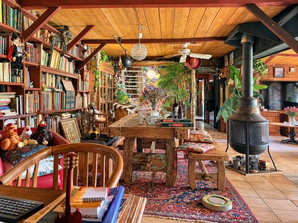 THOUARÉ-SUR-LOIRE  MAISON EXTRAORDINAIRE POUR VIVRE AUTREMENT