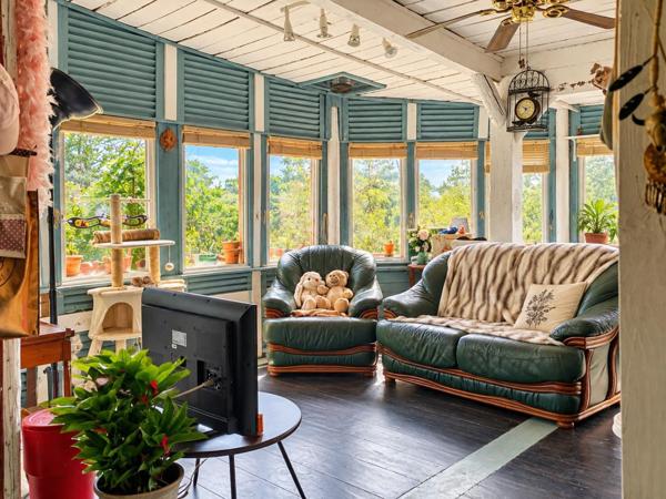 THOUARÉ-SUR-LOIRE  MAISON EXTRAORDINAIRE POUR VIVRE AUTREMENT