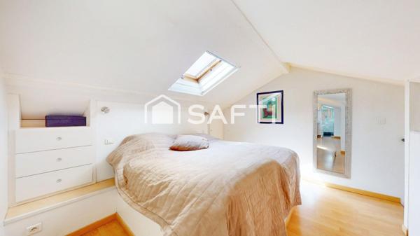 MAISON CONTEMPORAINE AVEC VUE MER ET PISCINE À BOMPART