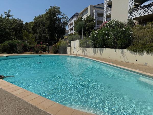 Appartement 2 chambre(s) à vendre - Antibes, Alpes-Maritimes - 06