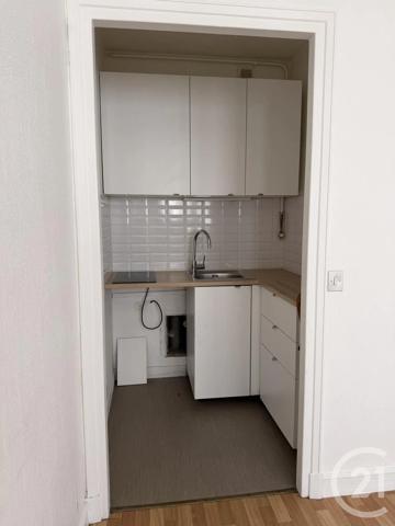 Appartement Studio à vendre  1 pièce - 20 m 2   ST MANDE  - 94
