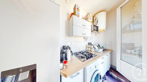 Appartement F2 à vendre  2 pièces - 27 m 2   LA COURNEUVE  - 93