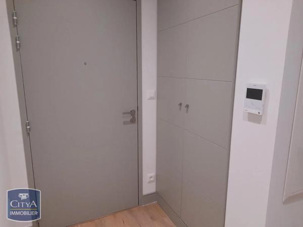 Appartement à louer 3 pièces 67.9m² Nancy (54000)