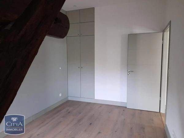 Appartement à louer 3 pièces 67.9m² Nancy (54000)