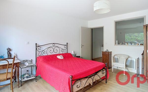 Maison à vendre    6 pièces • 184,64 m2 Le Pontet