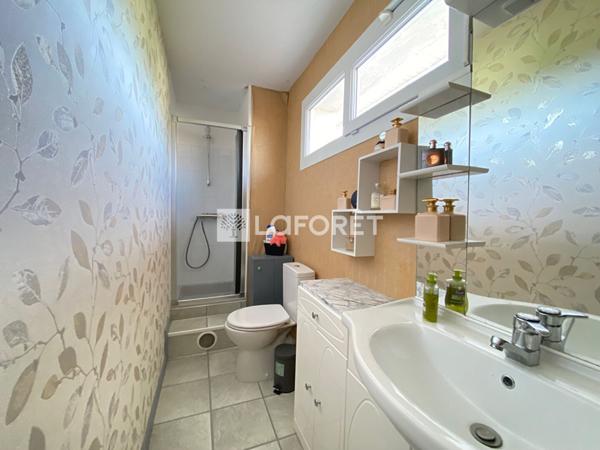 Achat maison près de SAINT GEORGES DES COTEAUX - 7 pièce(s) - 233 m² - 344 850 €