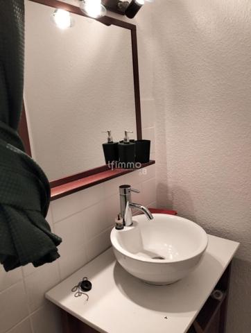 Studio avec parking et cellier